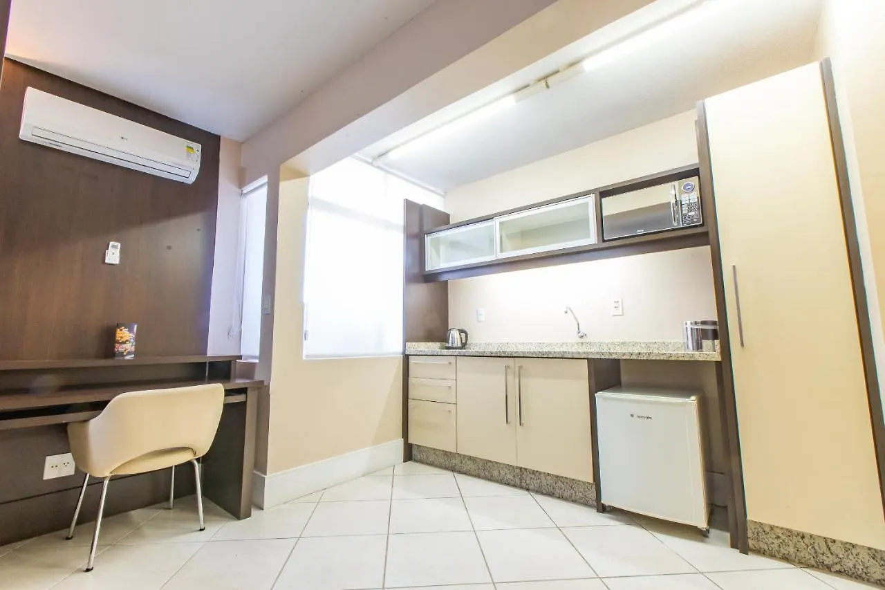 קריסיומה Delupo Hotel - Livin Studios